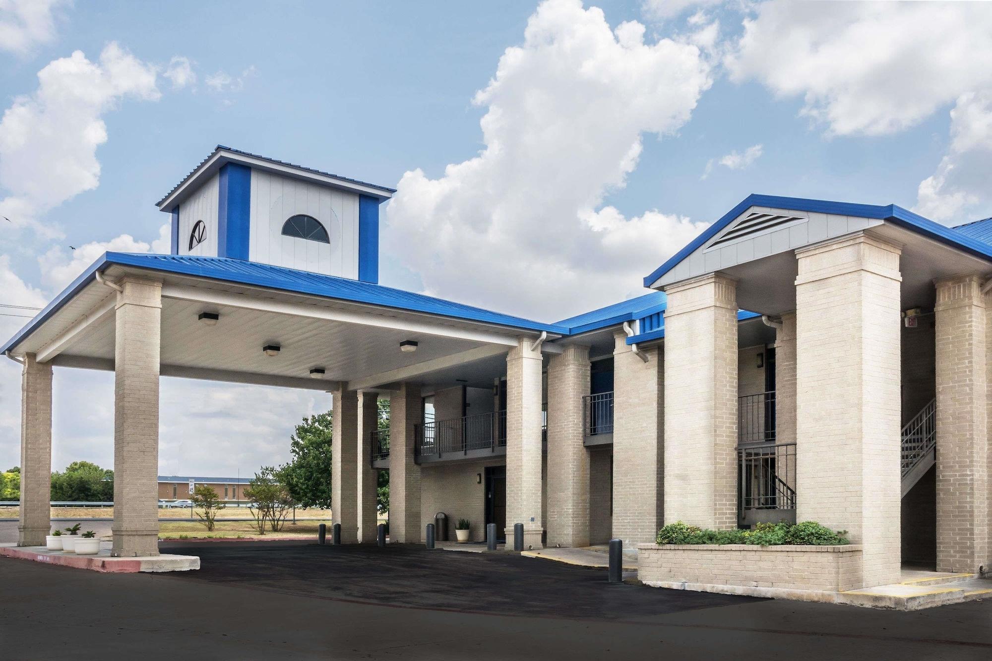 Days Inn By Wyndham Killeen Fort Hood Extérieur photo